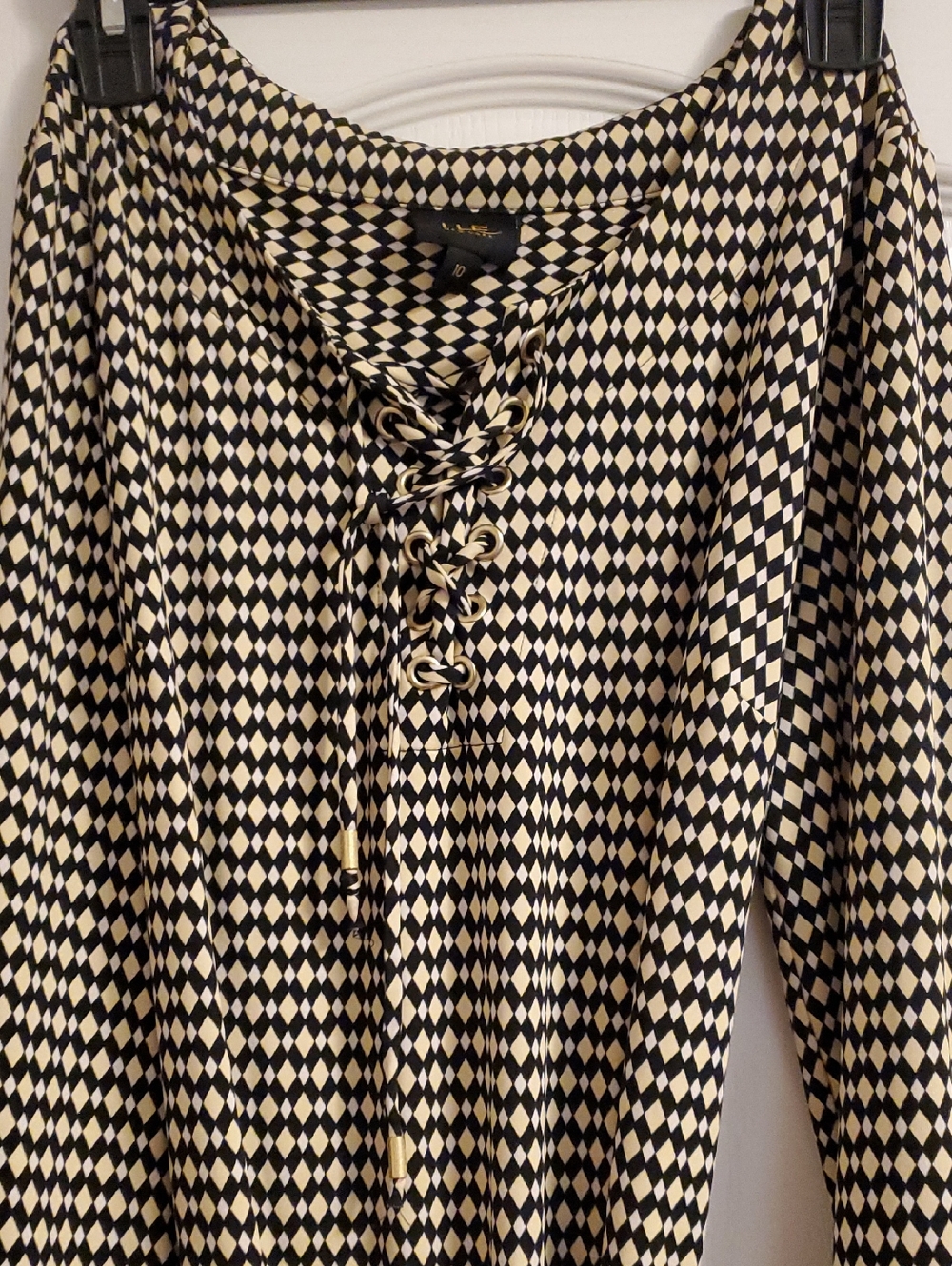 ILE New York Black & Cream Tie-Neck Geometric Dress